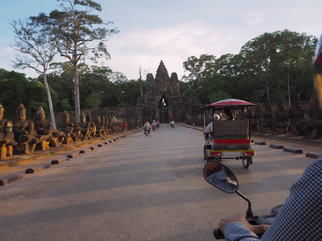 Tuk-Tuk drivers in Angkor Wat