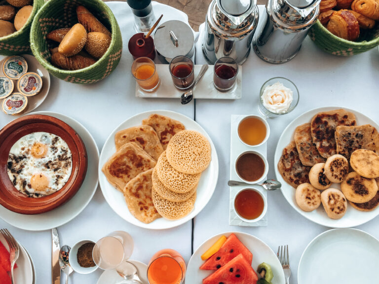 What To Eat in Morocco: 15 Moroccan Foods & Drinks Not To Miss