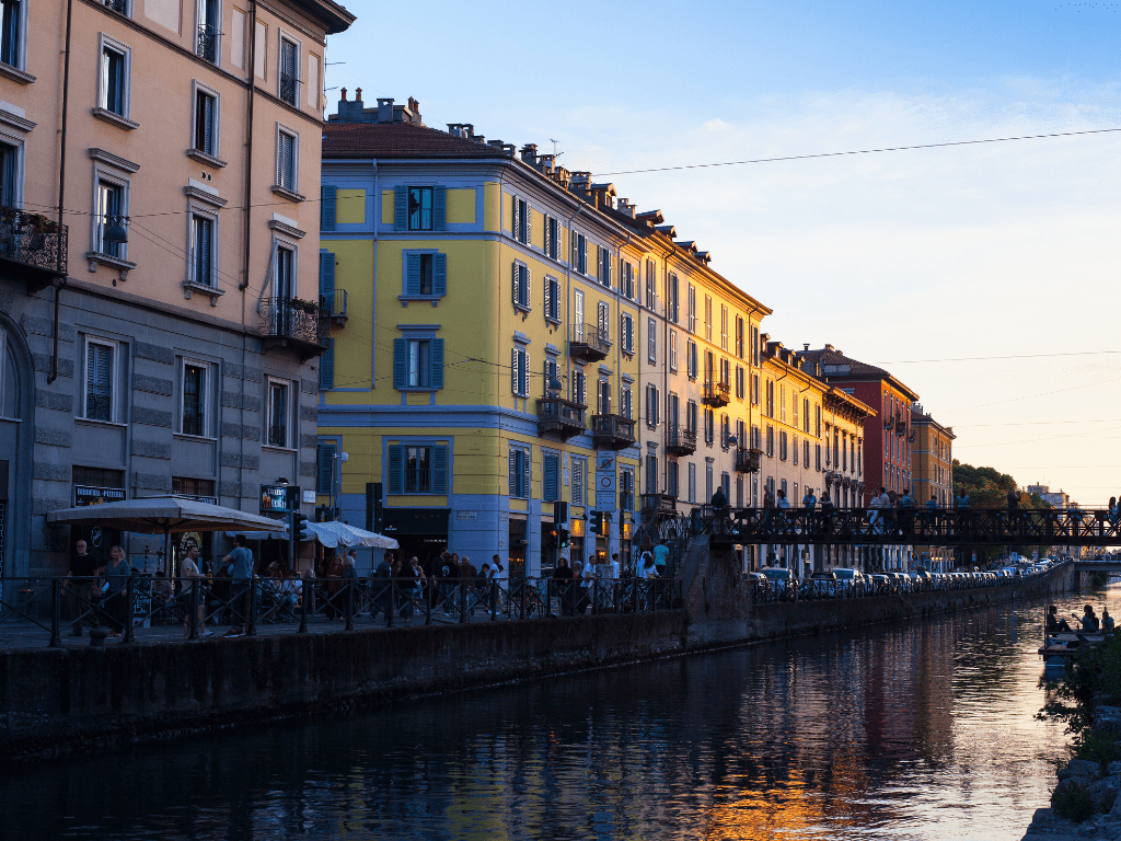 Canal Cafes of Navigli District, a must stop on your 10 days in Italy