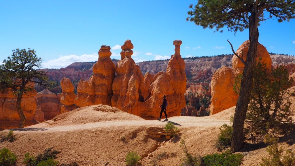 Starting the Queen's Garden Trail in Bryce Canyon