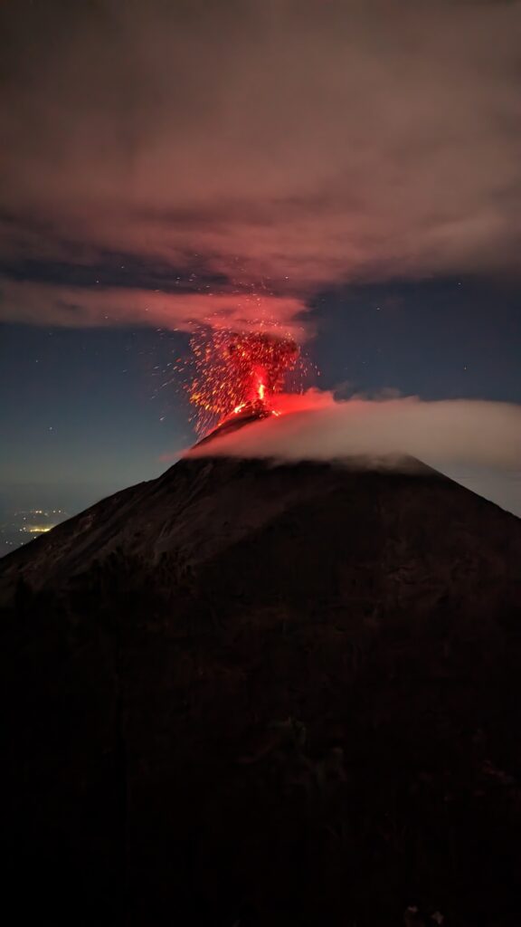 Volcan De Fuego erupting